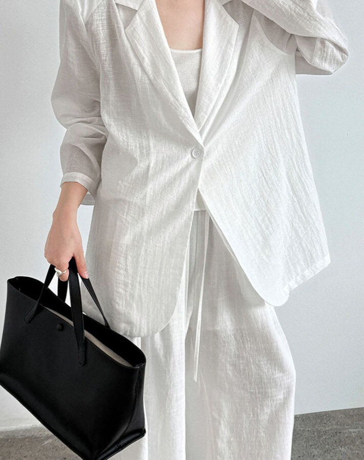 Lightweight Linen-Look Blazer